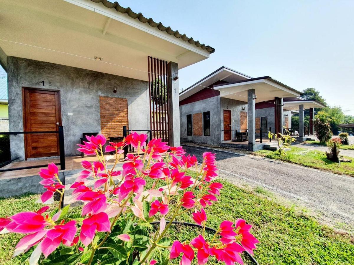 B-Tel Chomthong Resort Chiang Mai Chom Thong Luaran gambar
