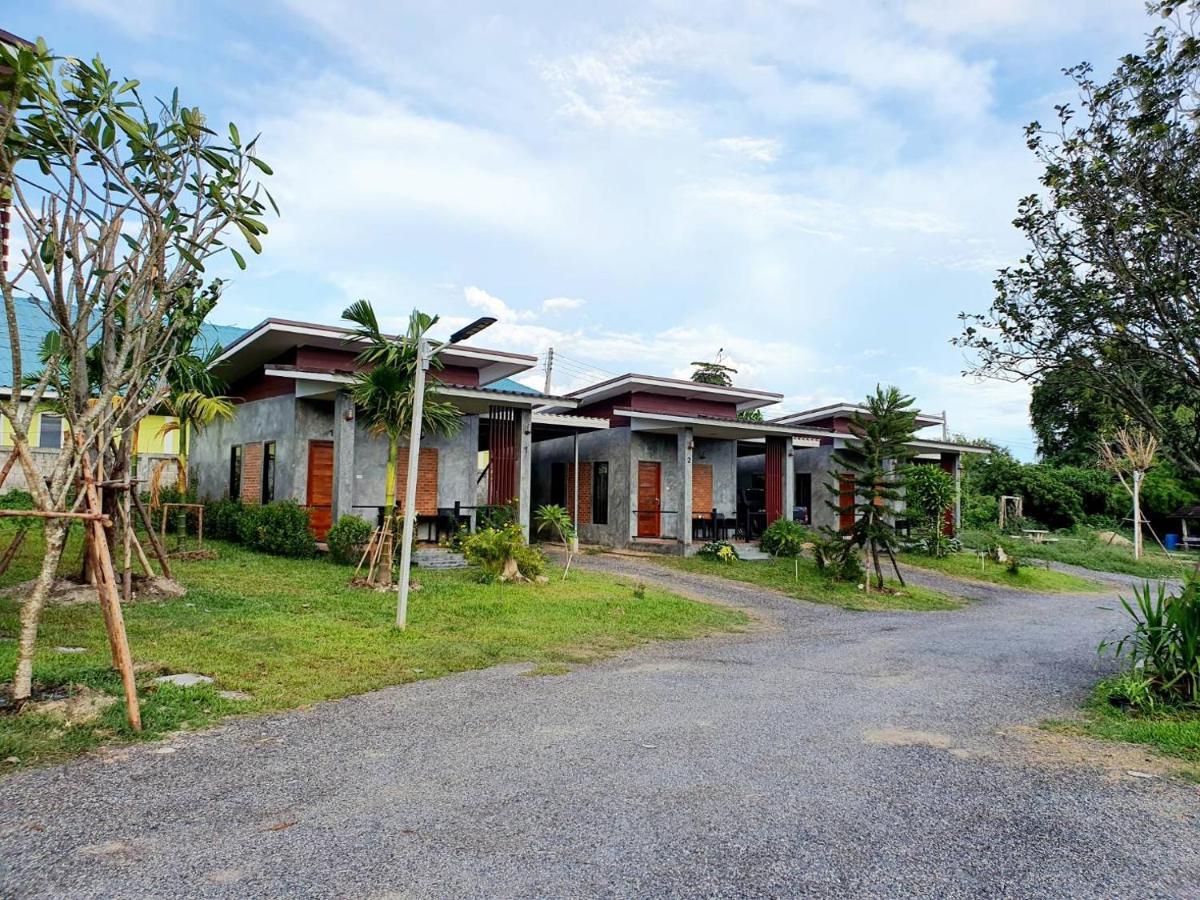 B-Tel Chomthong Resort Chiang Mai Chom Thong Luaran gambar