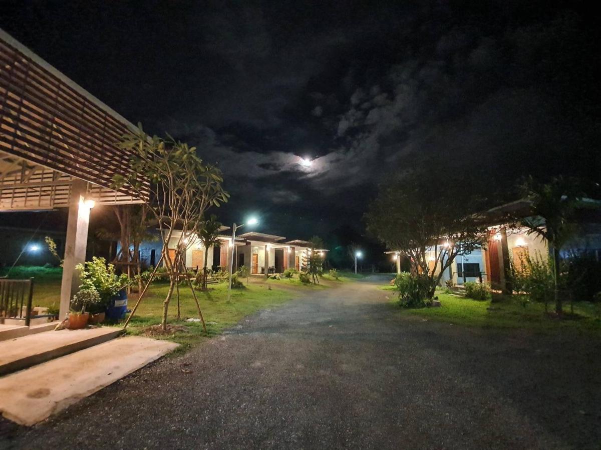 B-Tel Chomthong Resort Chiang Mai Chom Thong Luaran gambar